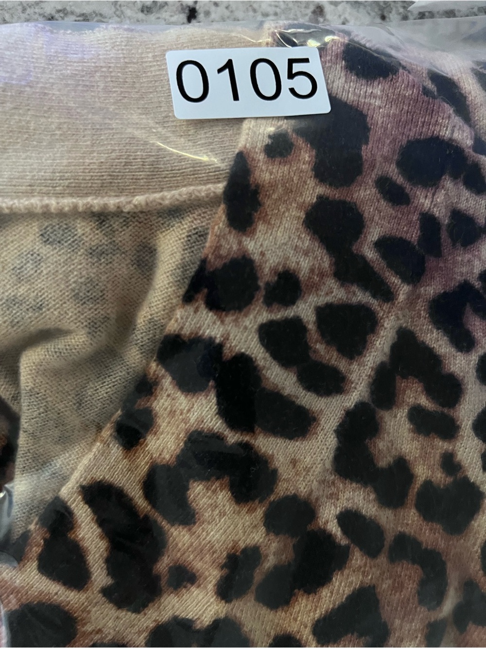 Chico’s Leopard Sweater Tunic V-Neck Long Length Soft Size XL - Picture 12 of 12